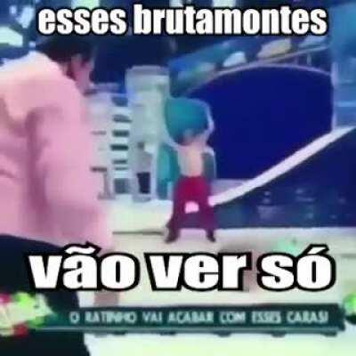 n bate no marquito n 😡😡