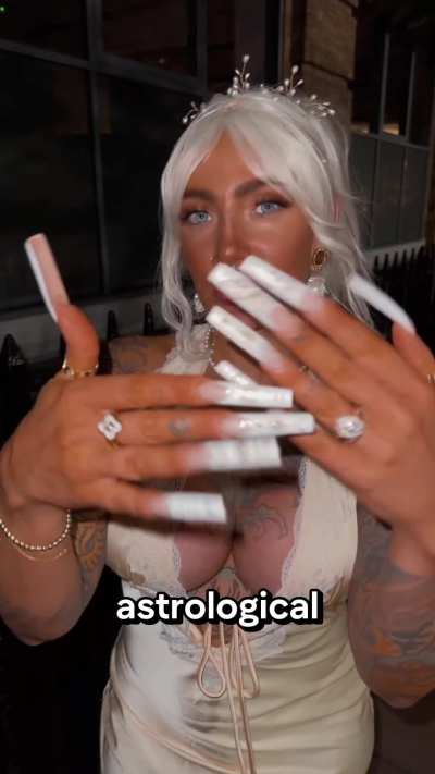 My extra long birthday nails for gripping