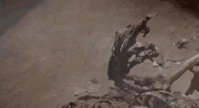 spec ops firing his gun before dying be like