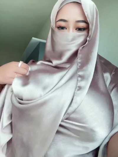 Using my hijab for this reveal