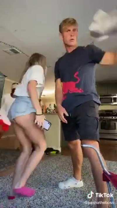 Если ваша вечеринка не похожа на эту, даже не приглашайте меня