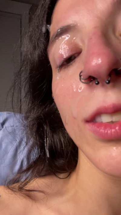 I feel like such a whore when I have a nice, thick load on my face