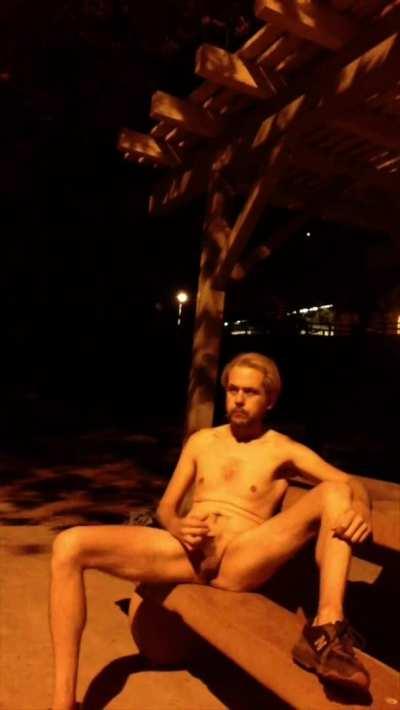 11pm Park bench jackoff (Sound on) hot?