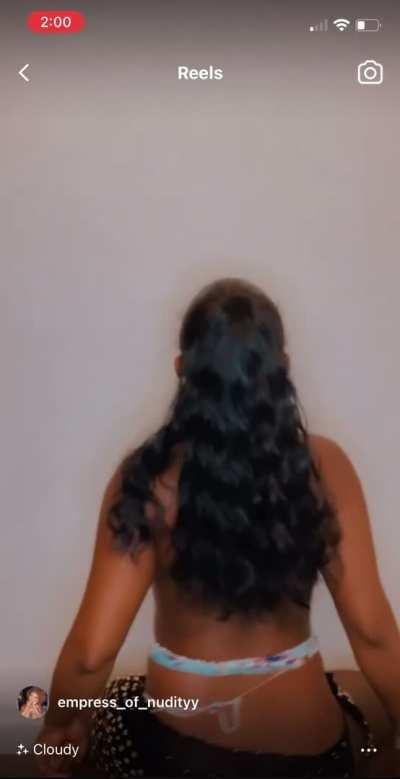 I love to entertain men 😊