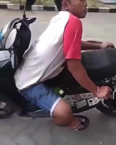 Pai ta de biz agora 😎😎😎