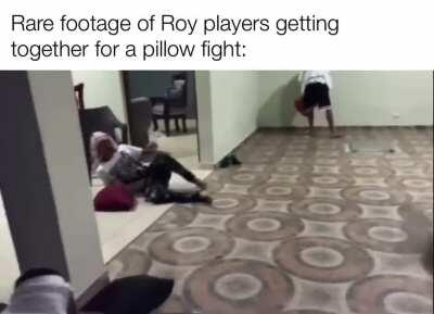 Blind Pillow Fight