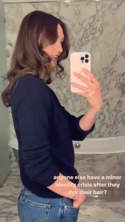 Karlie Kloss Goes Brunette After a Decade of Being Blonde