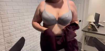 Just getting more comfortable for my workout 😉