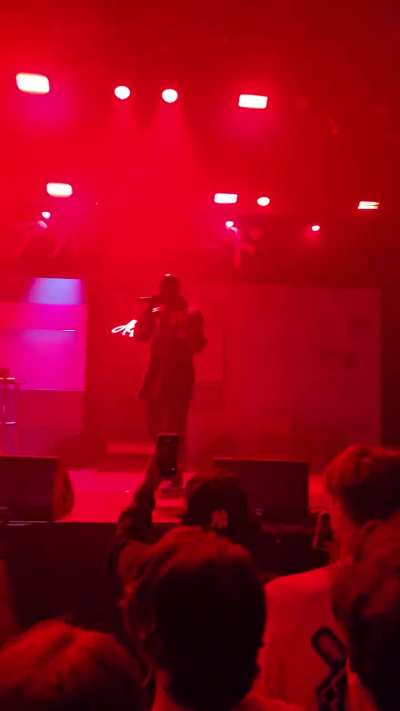 Gibbs and Al performing Baby $hit for a sold out Toronto crowd tonight