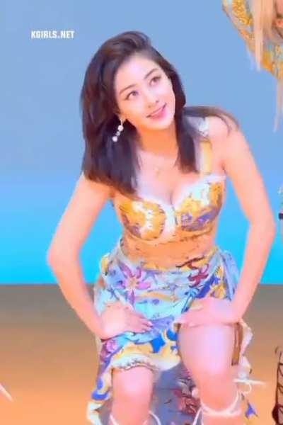 Twice Jihyo Heavy performance in 'alcohol free'