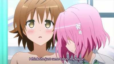 Exploring a girls body with Momo