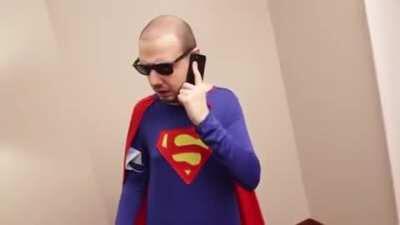 Mahallenin süper abisi sizden vergi istiyor verirmisiniz?(HKD)