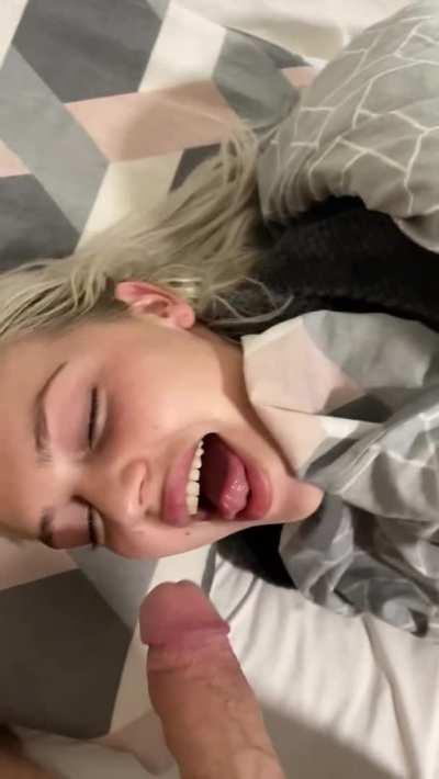 Wake up call 😜😜