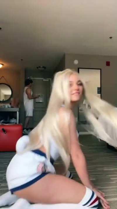 With Space Jame 2 dropping recently, here is Taya's Lola bunny from November that I didn't post.