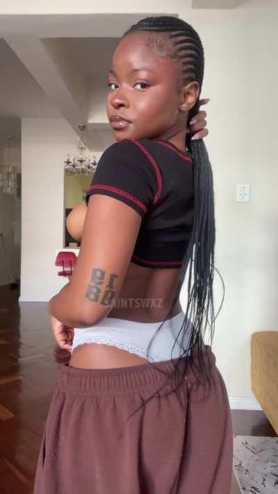 I’m slim but stacked where it matters