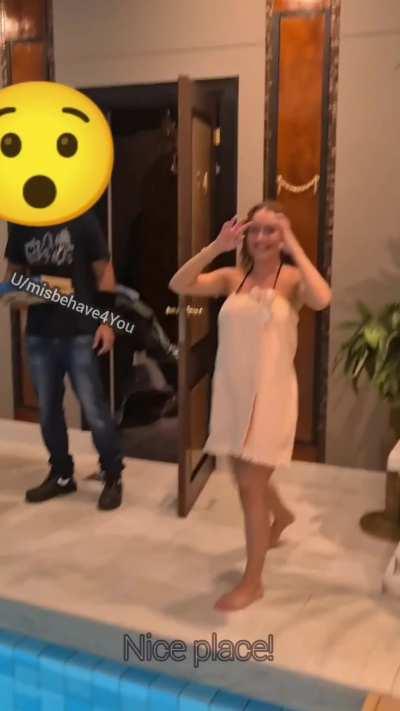 Giving the delivery guy a double blowjob[ Threesome dare]