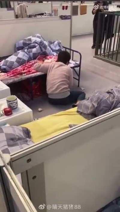 Suffering in Shanghai detention center !