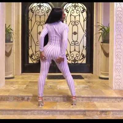 Dream Doll, Ari Fletcher, Jayda Cheaves twerk fest