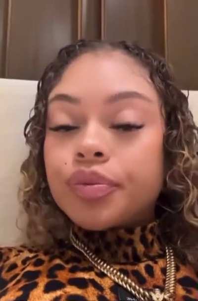 Pretty Face and Feet