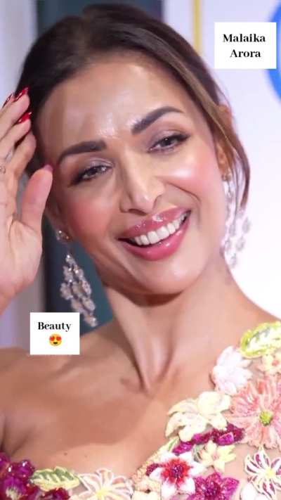 Malaika Arora Gorgeous Juicy Look 🥰