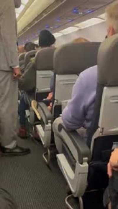 MAGA minion gets kicked off flight to Washington DC