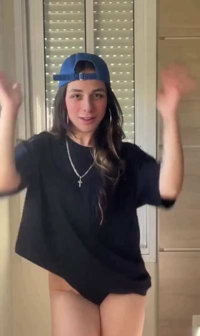 Pegariam essa safada? Eu pegaria