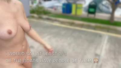 My challenge was to get naked where sailors are camping on their boats. Special Twist: i started early in the morning, so more and more people started to wake up and get on deck 🙈 [F][GIF]