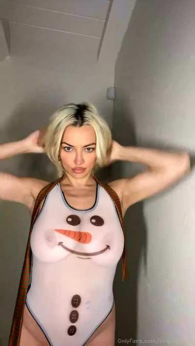 *WAITS FOR DUDES TO BE TRIGGERED*