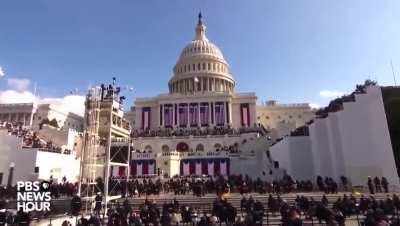 Karmaffer Lopez with a detailed guide on how to play her as a support in Season 11