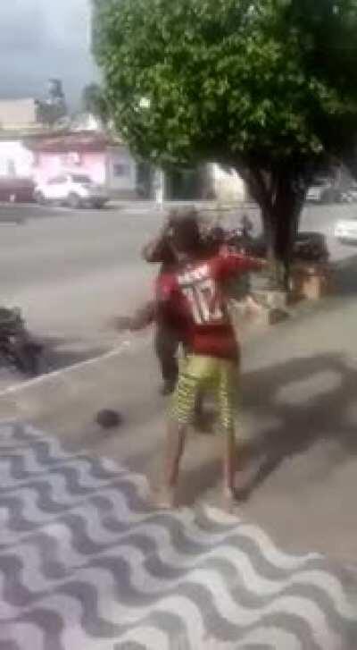 Old construction worker vs young bully