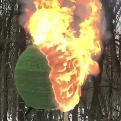 42.000 match sphere gets lit