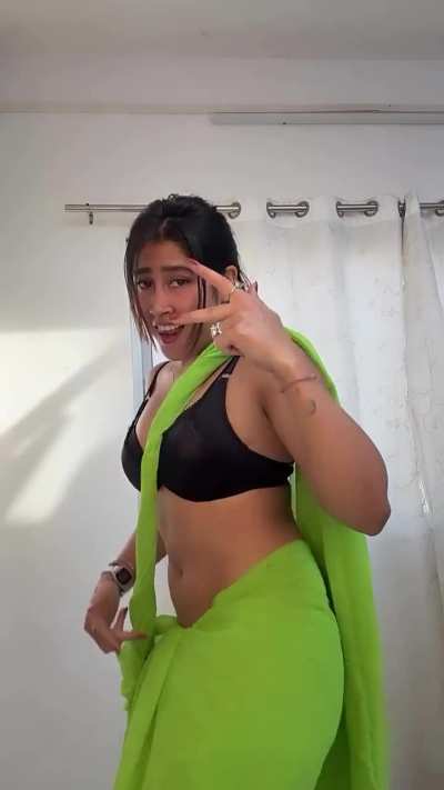 Sofia Ansari Green Saree Sexy