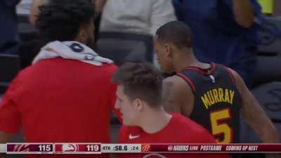 [Highlight] Dejounte Murray emphatically calls for the iso, then drains the tough 2 at the end of the shot clock