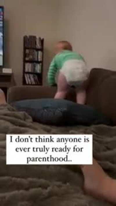 Sing this baby to the WWE! (*but get him a helmet so he makes it to kindergarten)