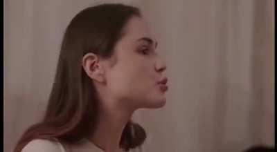 Маленькая зарплата и ее задерживают? Вынужден просить деньги у детей? Сходи на войну - еще одна кринжовая реклама СВО