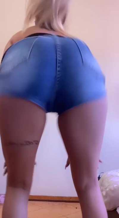 did you enjoy watching me twerk [twerk]