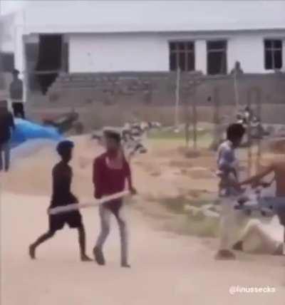 Found this video just had to share it! Credit to linussecks it in the right not sure if it is the orginal just had this video in my files