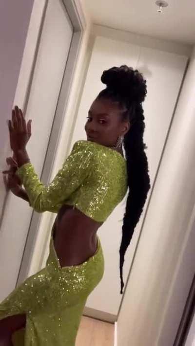 Jeniffer Dias (Brazilian Actress)