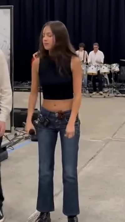 Olivia Rodrigo Bouncing