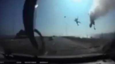 (South Korea) Motorcyclist flies to his death after car clips him