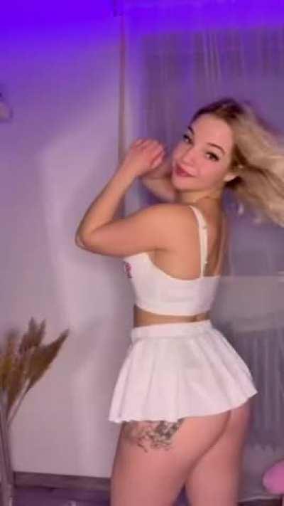 could i sit on ur face and leave the skirt on?