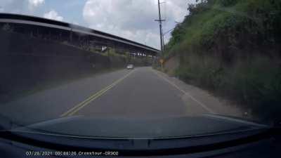 [USA] [PA] Landscaper not having a good day