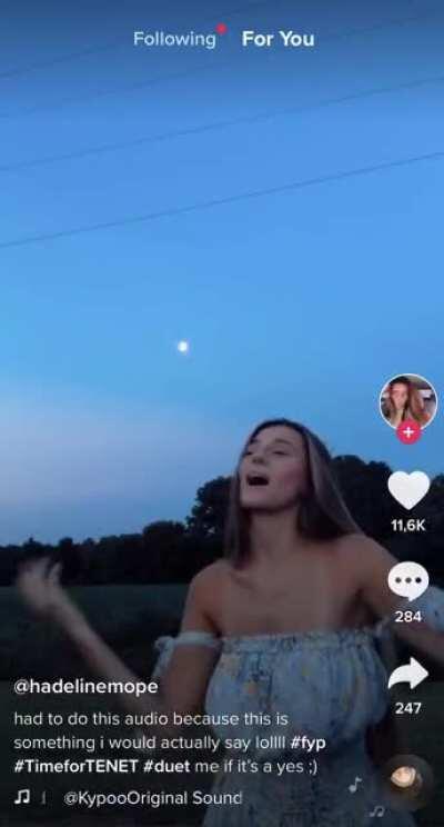 She's definitely not wearing a bra @hadelinemope