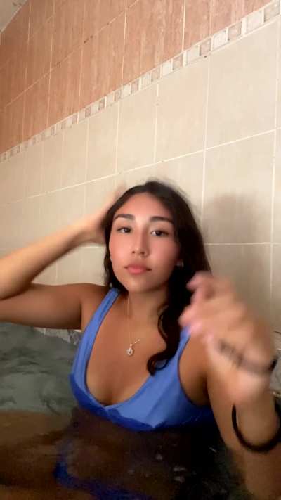 You, me, some water... and a whole lot of my messy Spanish moans. You ready for that, daddy? 😈💦