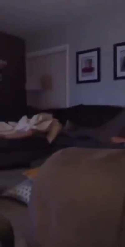 How it should sound like when caustic does a finisher on pathfinder