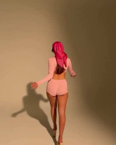 Love To Watch Her Leave