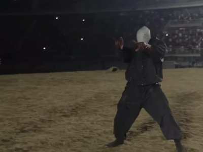 I can now watch Ye’s lil dance in HD again🥰🥰🥰