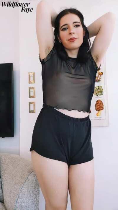 Bigger one tops. No takebacks. You in?😈