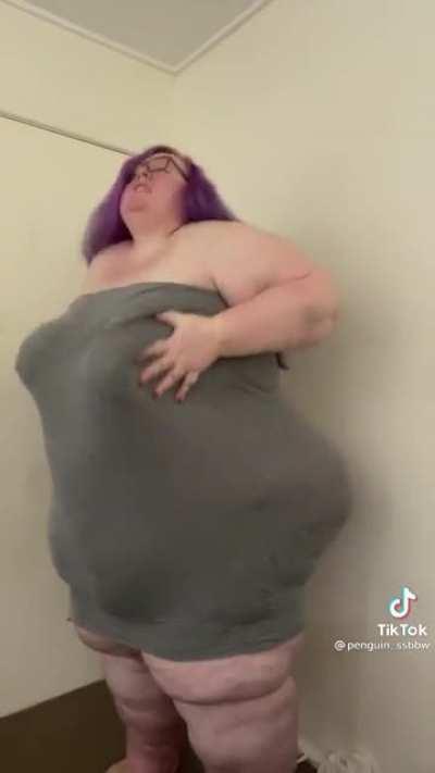 Cringe is in the air