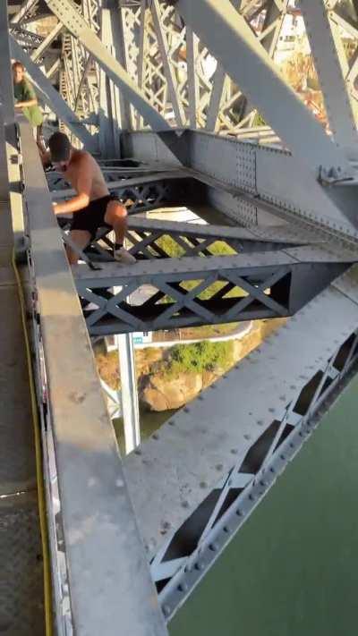 Whatever this is supposed to be. 